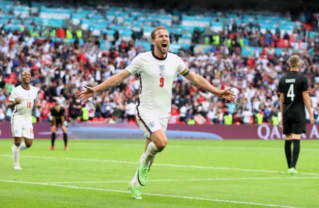 世界杯世预赛时间-你们刚刚嘲笑凯恩“国足范儿”,他马上改写了历史!