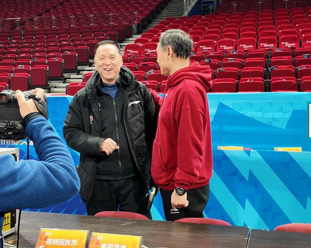 世界杯预选赛赛程-京津踩场！方硕三分极准，赵睿曾凡博伤情更新，张德贵被问防麦基